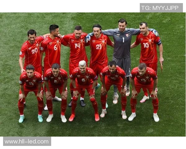 全球足球球星战队最新排名前十强揭晓实力较量精彩纷呈