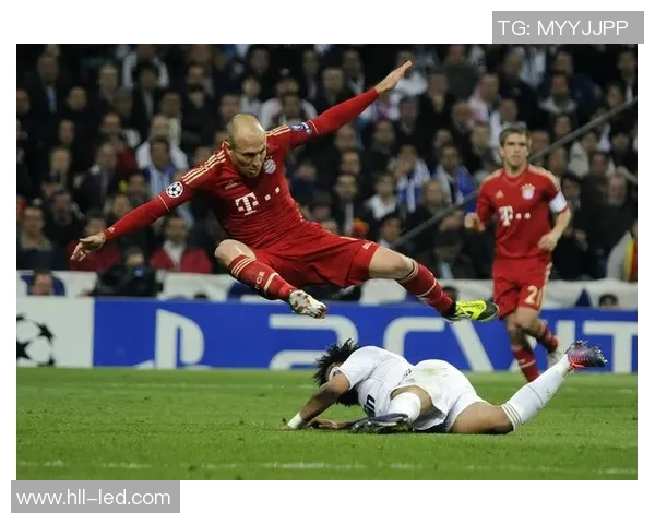 巴萨足球明星阵容分析:从梅西到法蒂的辉煌与挑战 巴萨足球明星阵容分析:从梅西到法蒂的辉煌与挑战