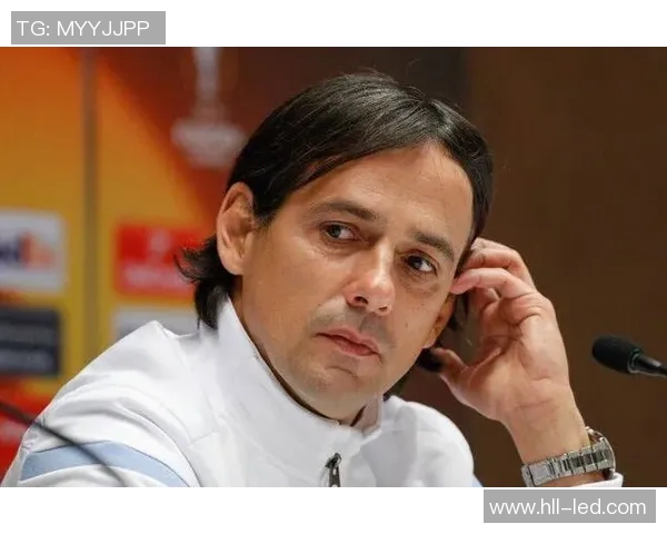 潮图球星足球热力来袭点燃年轻激情引爆绿茵时尚风潮