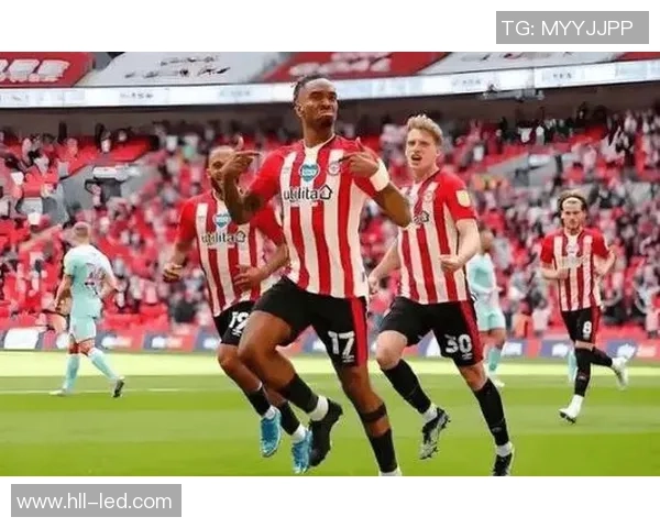 穿粉色球鞋的足球球星是谁 解析他背后的独特风格与足球成就 穿粉色球鞋的足球球星是谁 解析他背后的独特风格与足球成就