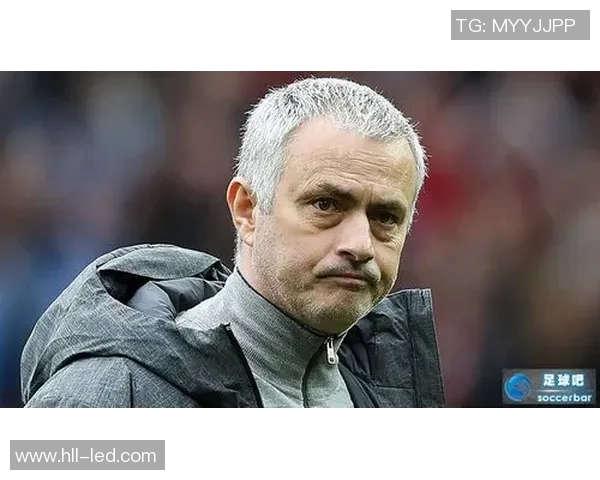 足球明星签名背后的故事与独特意义解读